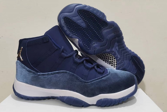 Air Jordan 11 Retro Midnight Navy